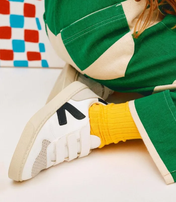 VEJA V10 CWL WHITE BLACK Kids Vegan