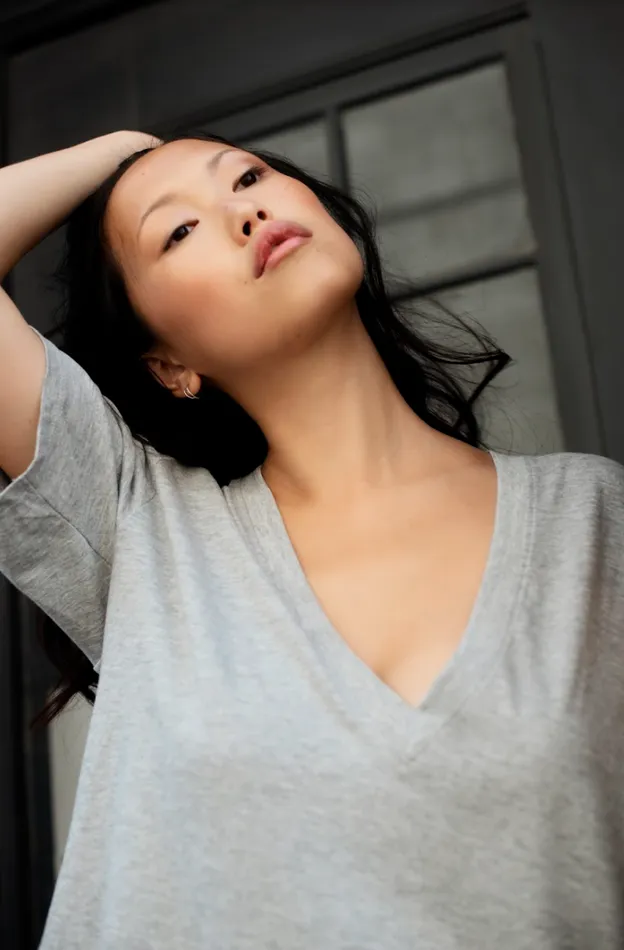 Women CECILIA Deep Vneck Tee Heather Grey LAMARQUE Tops
