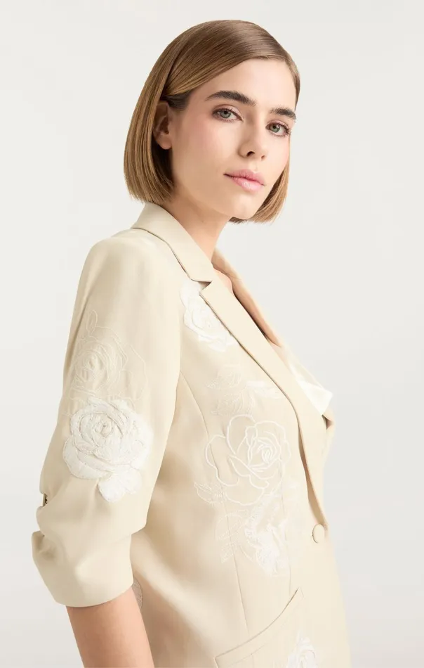 Women Cinq Sept Blazers Floating Roses Embellished Short Sleeve Khloe Blazer Plasterivory