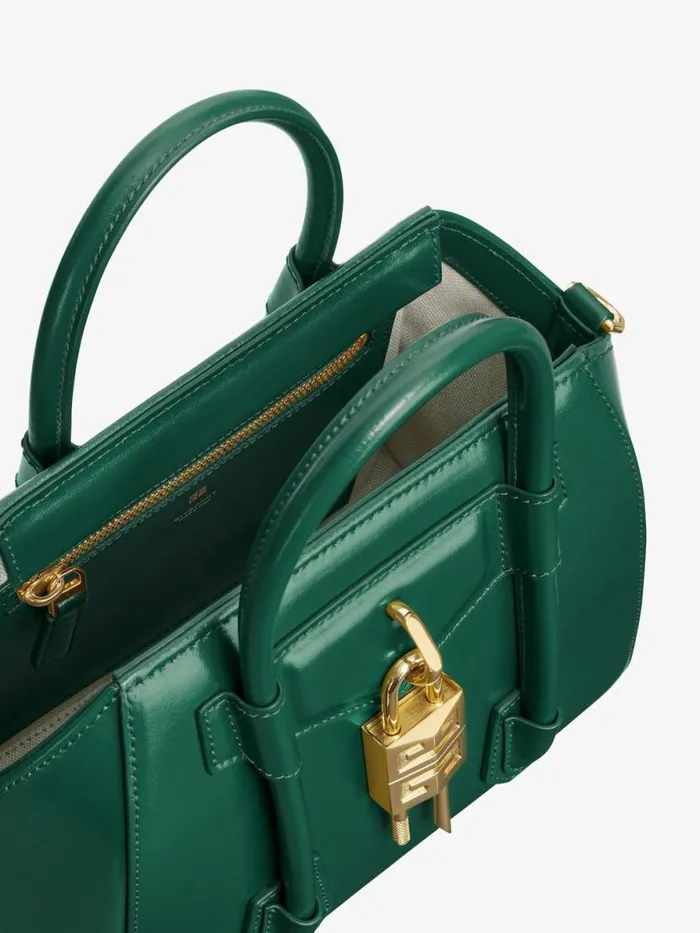 Women Crossbody Bags Givenchy Mini Antigona Lock Bag In Box Leather Emerald Green Women Crossbody Bags Givenchy Mini Antigona Lock Bag In Box Leather Emerald Green