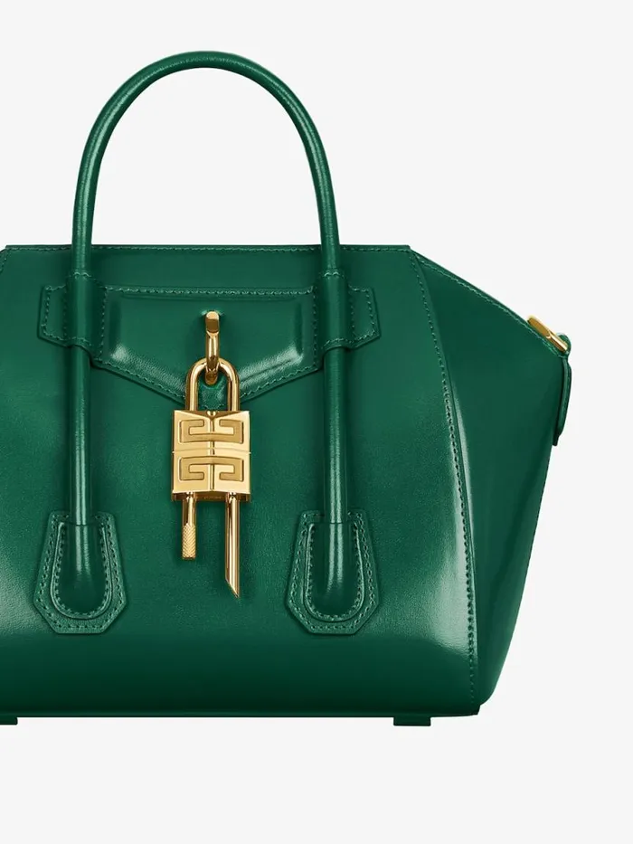 Women Crossbody Bags Givenchy Mini Antigona Lock Bag In Box Leather Emerald Green Women Crossbody Bags Givenchy Mini Antigona Lock Bag In Box Leather Emerald Green