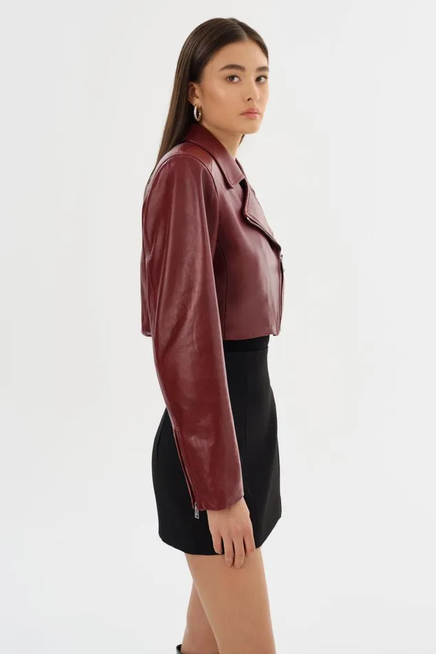 Women DAYLIN Cropped Leather Jacket Burgundy LAMARQUE Leather Jackets Women DAYLIN Cropped Leather Jacket Burgundy LAMARQUE Leather Jackets