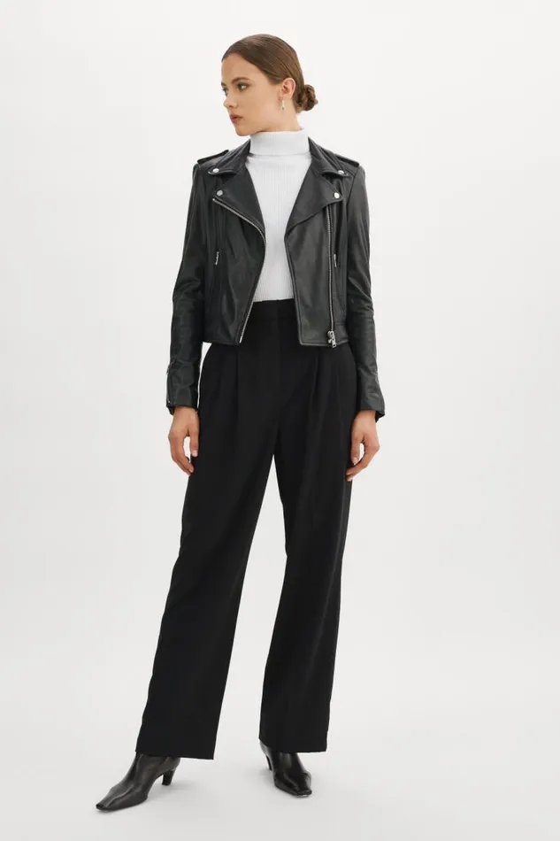 Women DONNA Iconic Leather Biker Jacket Black LAMARQUE Leather Jackets Women DONNA Iconic Leather Biker Jacket Black LAMARQUE Leather Jackets