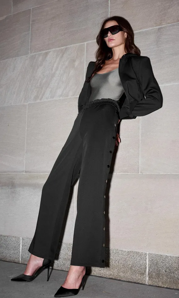 Women Generation Love Clothing Pants Zola Side Snap Scuba Pants Black