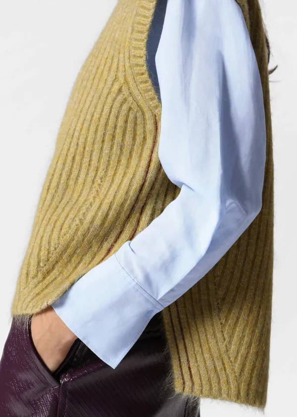 Women Knitwear and Other Stories Knitted MohairBlend VNeck Vest Khaki Green