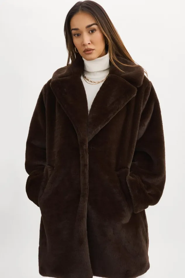 Women LINNEA Faux Fur Coat Bitter Chocolate LAMARQUE Faux Fur Women LINNEA Faux Fur Coat Bitter Chocolate LAMARQUE Faux Fur