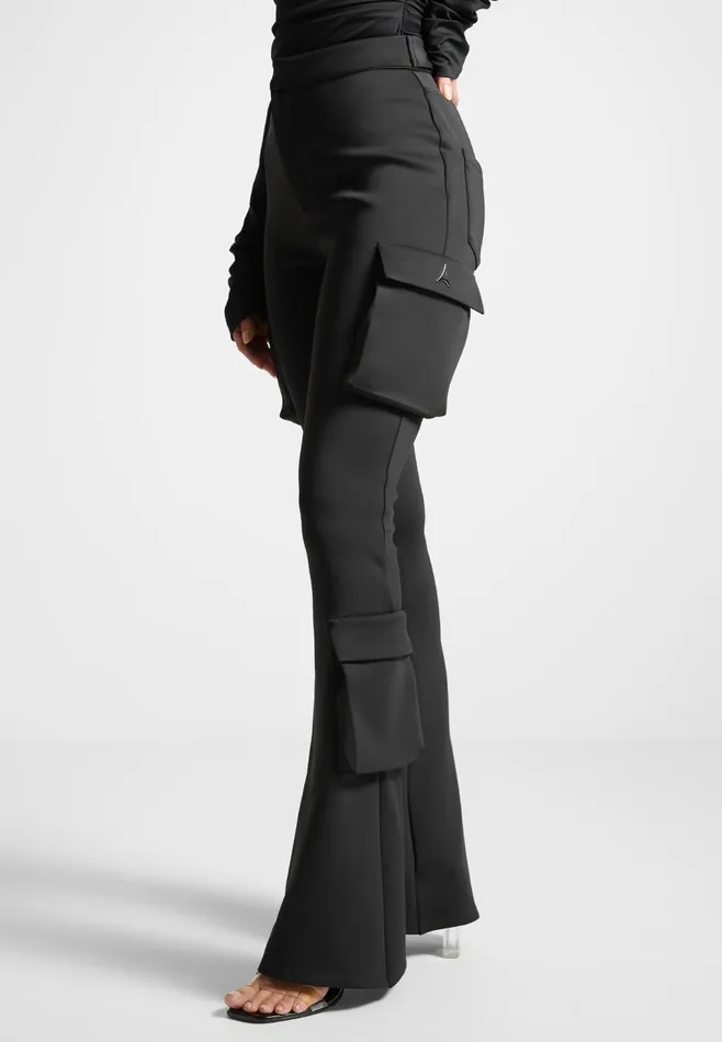 Women Manire De Voir Neoprene Cargo Fit And Flare Leggings Black
