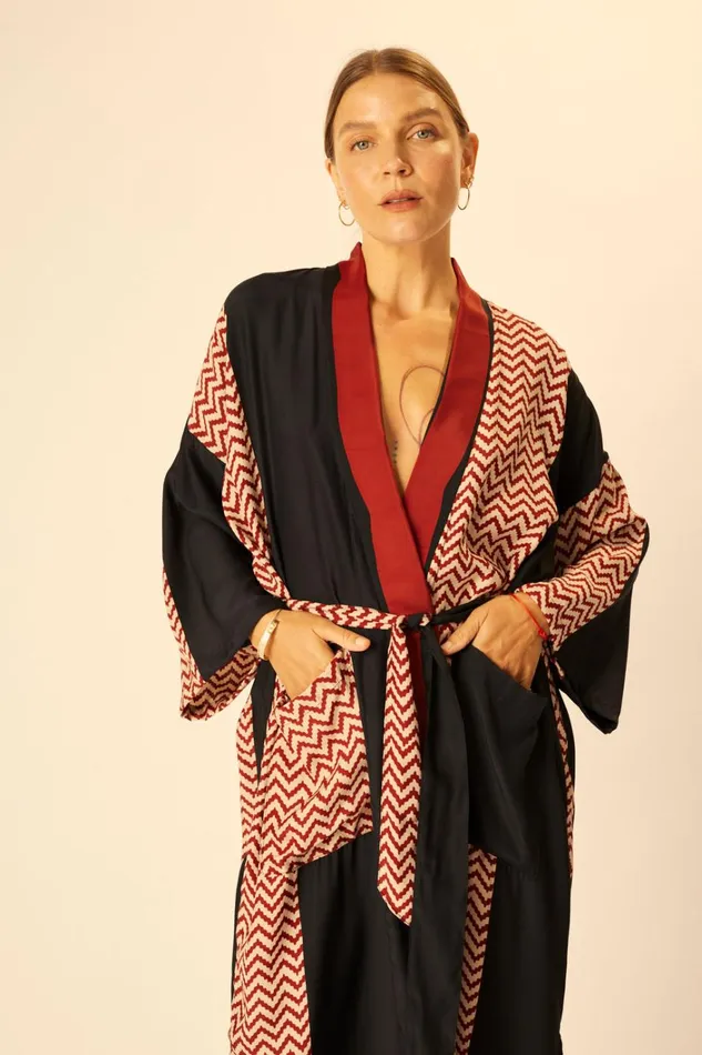 Women Natalie Martin CoverUps Diane Long Robe Block Zigzag Noire