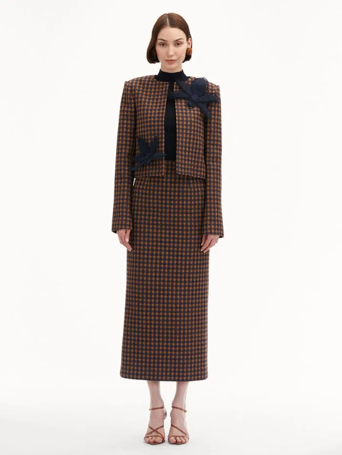 Women Oscar De La Renta Jackets and Coats Check Tweed Orchid Embroidered Jacket Cognac Navy Women Oscar De La Renta Jackets and Coats Check Tweed Orchid Embroidered Jacket Cognac Navy