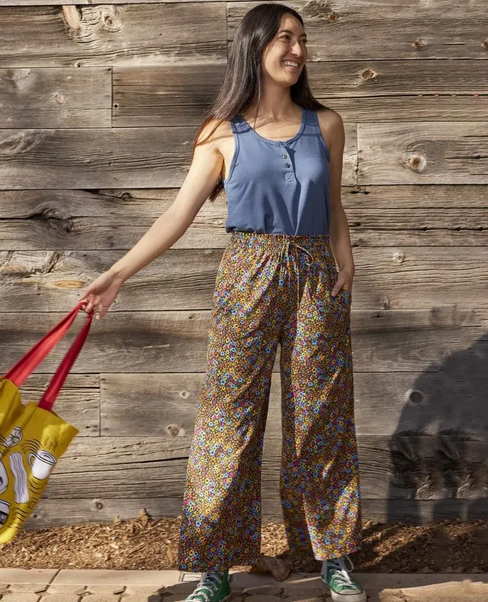 Women Pants Toad and Co Sunkissed Wide Leg Pant II Black Micro Floral Print