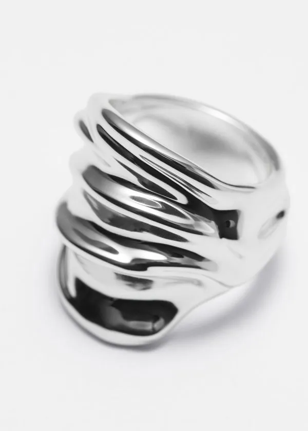 Women Rings and Other Stories Wavy Sculptural Ring Silver