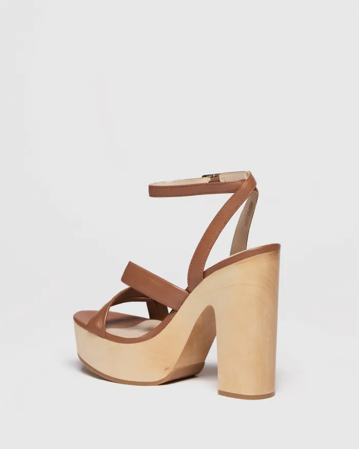 Women Sandals PAIGE Cayden Platform Sandal 8211 Sienna