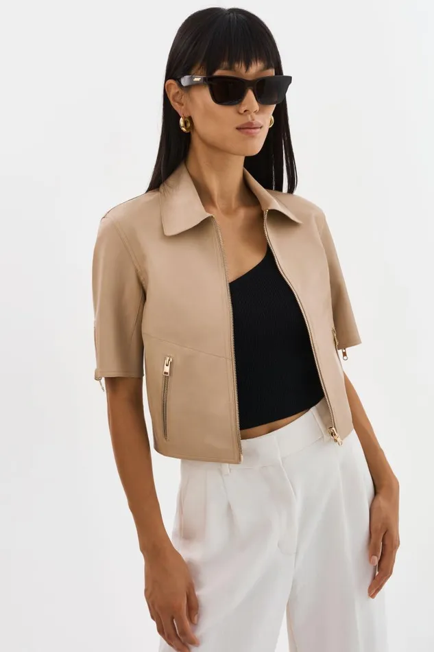 Women SEVANA Reversible Leather Jacket Wheatgold LAMARQUE Short Sleeve Jackets Women SEVANA Reversible Leather Jacket Wheatgold LAMARQUE Short Sleeve Jackets