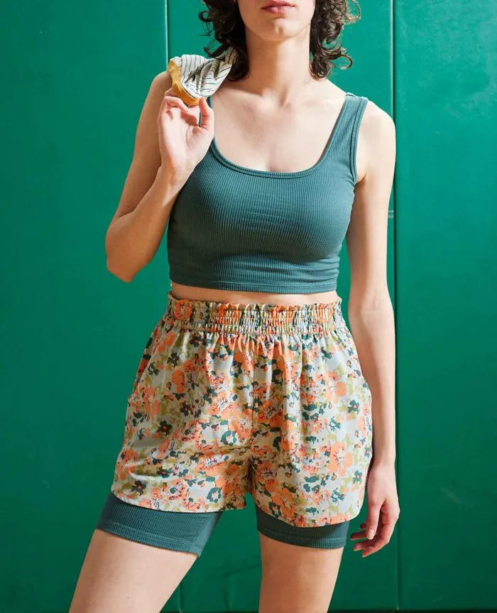 Women Shorts Toad and Co Sunkissed PullOn Short II Papaya Geranium Print