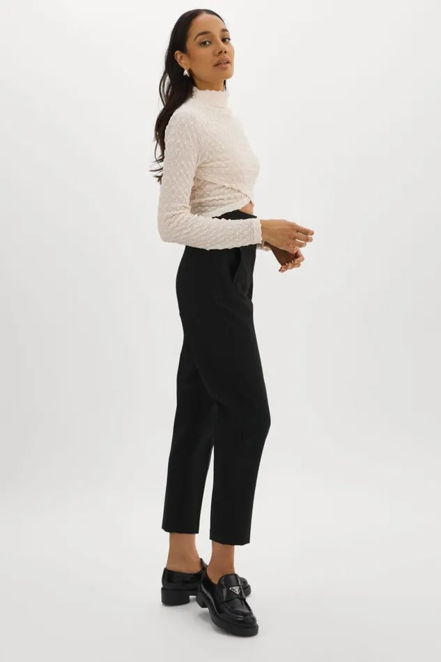 Women VELMA Crossover Long Sleeve Top Off White LAMARQUE Tops